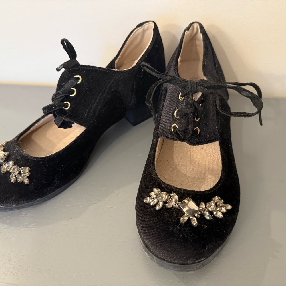 Joyfolie Black Dress Shoes with Embellishments